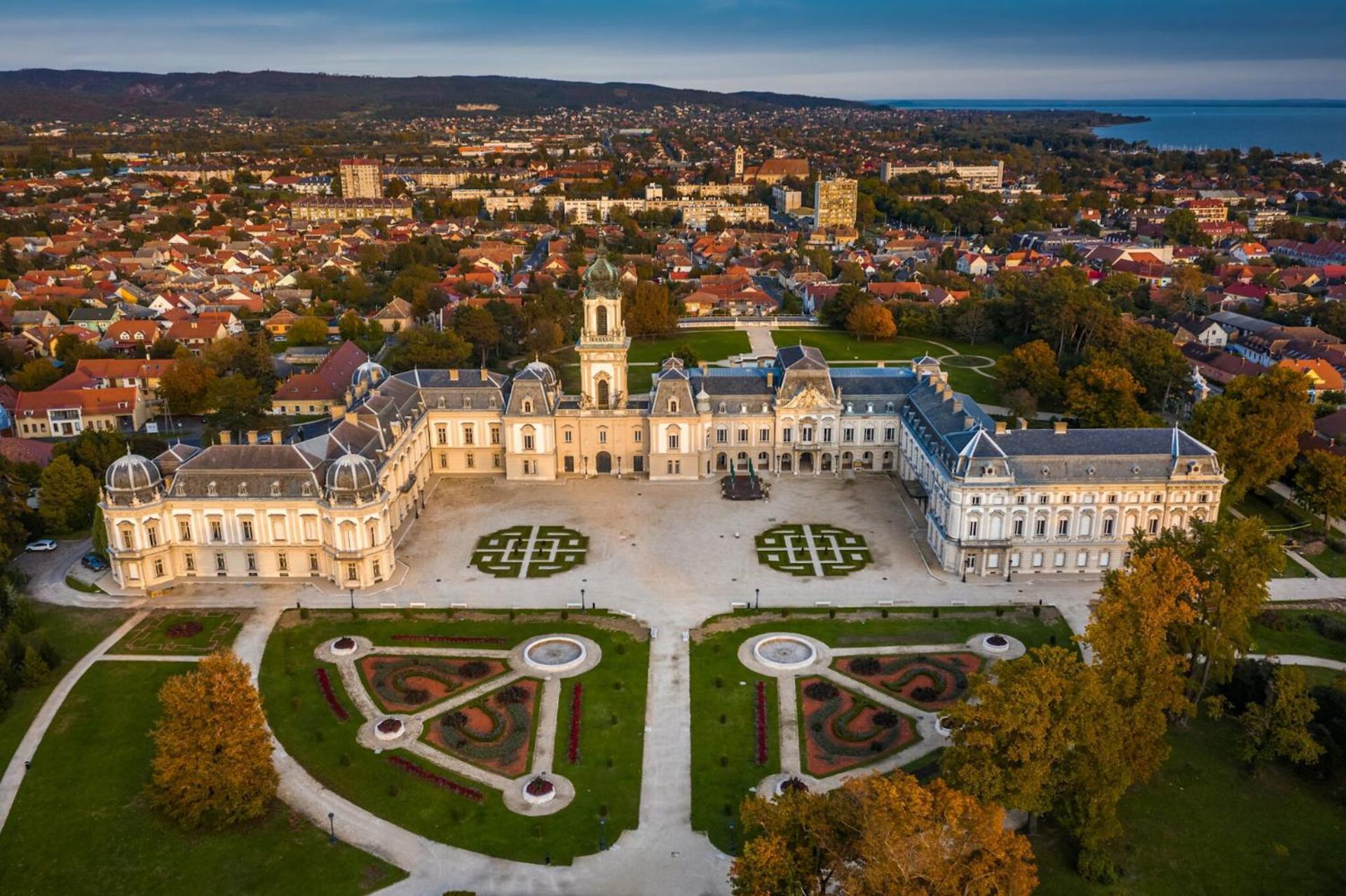 Pegazus Apartman Keszthely Bagian luar foto